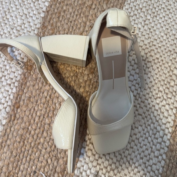 Dolce Vita Shoes - Dolce Vita Ivory Block Heel Sandals
